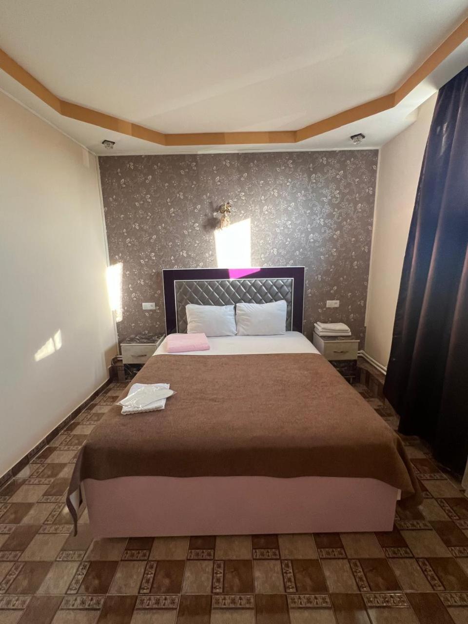 Narek+ Hotel Arrinj Room photo