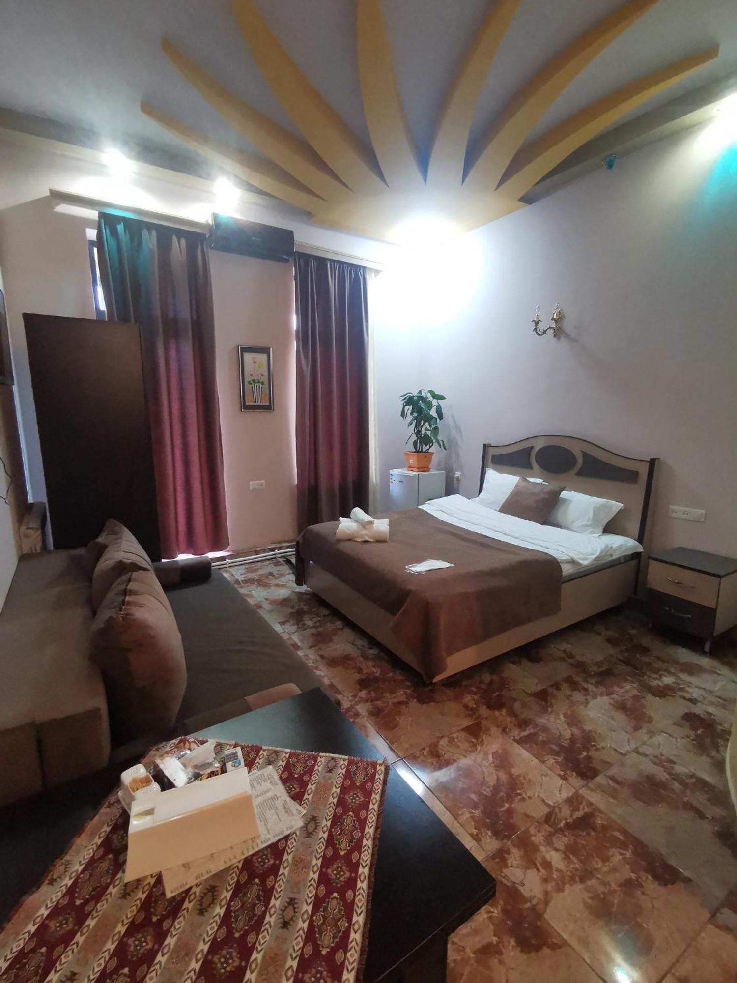 Narek+ Hotel Arrinj Room photo