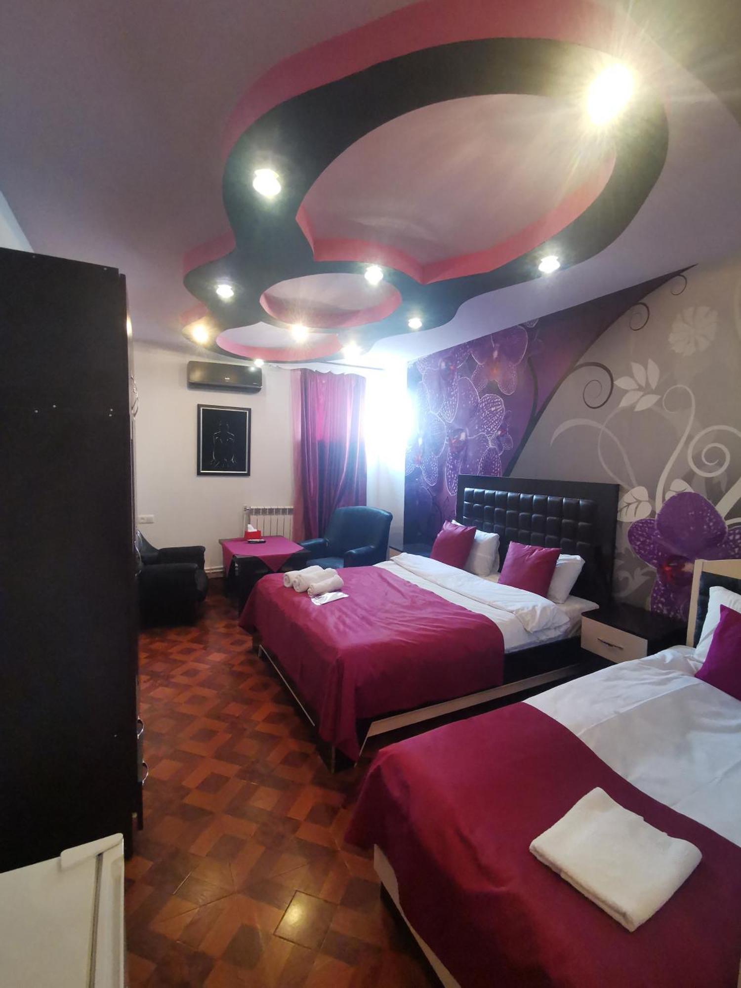Narek+ Hotel Arrinj Exterior photo